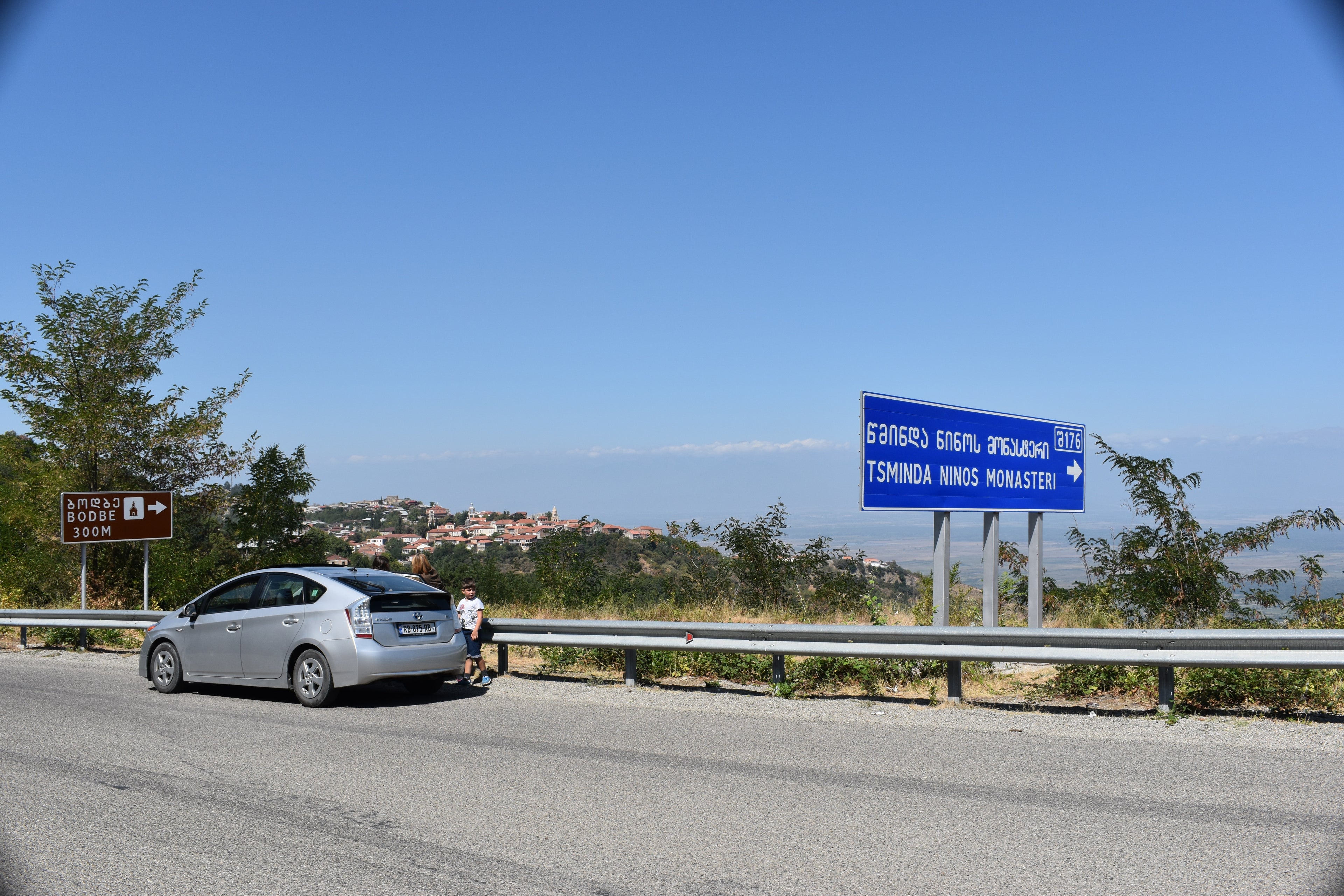 One-Day Tour to Bodbe and Sighnaghi