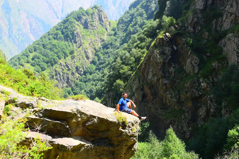 Georgi Travels Tour Photo