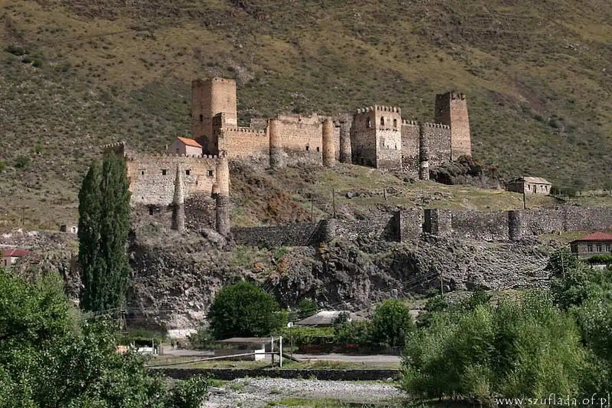 Частный трехдневный тур в Вардзию, Рабати и Боржоми
