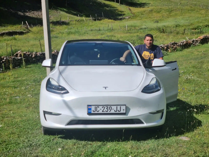 Georgi Travels Tour Photo